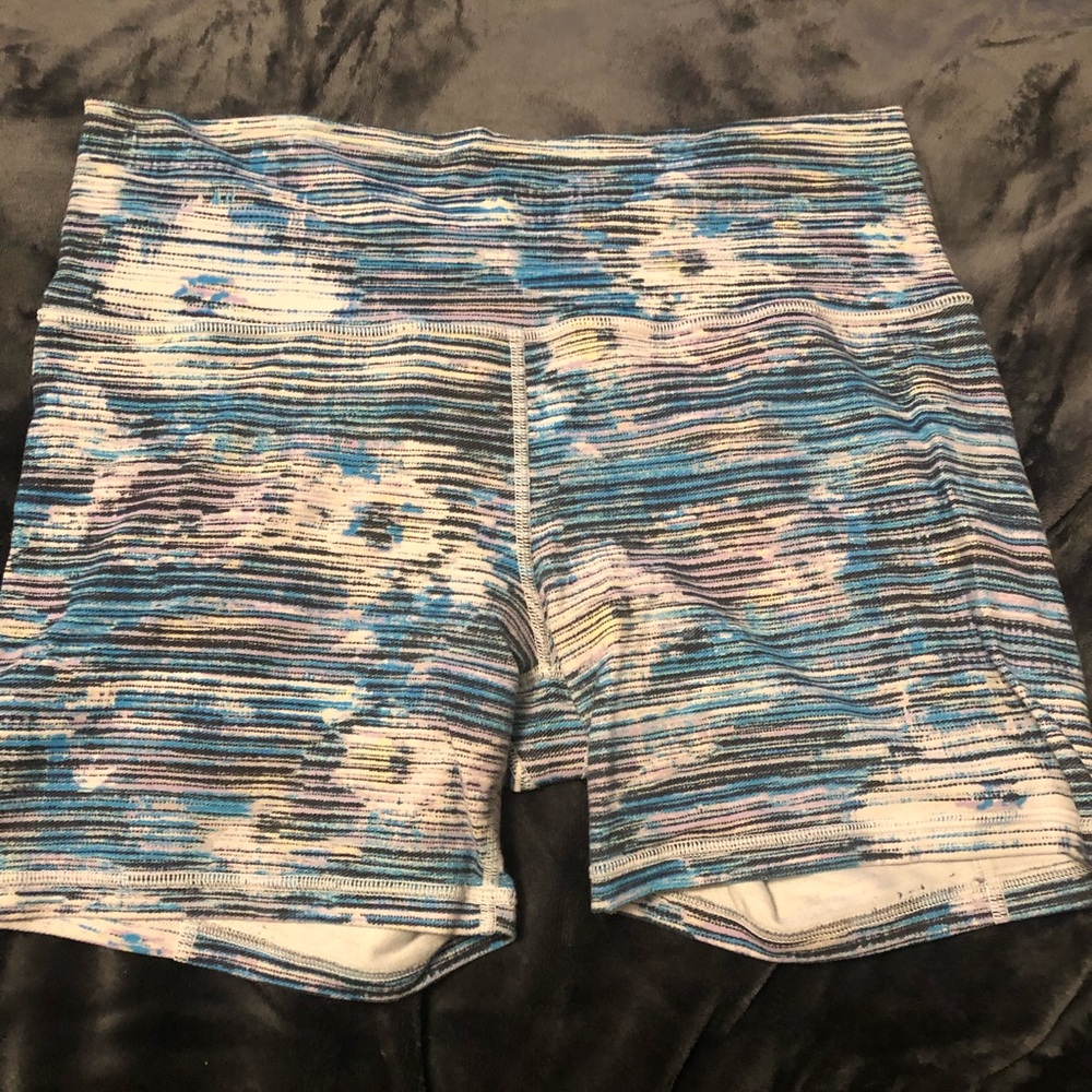 Lululemon shorts high waist size 8